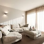 Dorato Townhouse Sabrina By The 别墅 科利科