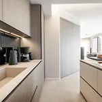 别墅 Dorato Townhouse Sabrina By The *