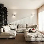 别墅 Dorato Townhouse Sabrina By The