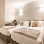 Dorato Townhouse Sabrina By The 别墅