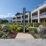 别墅 Dorato Townhouse Sabrina By The *